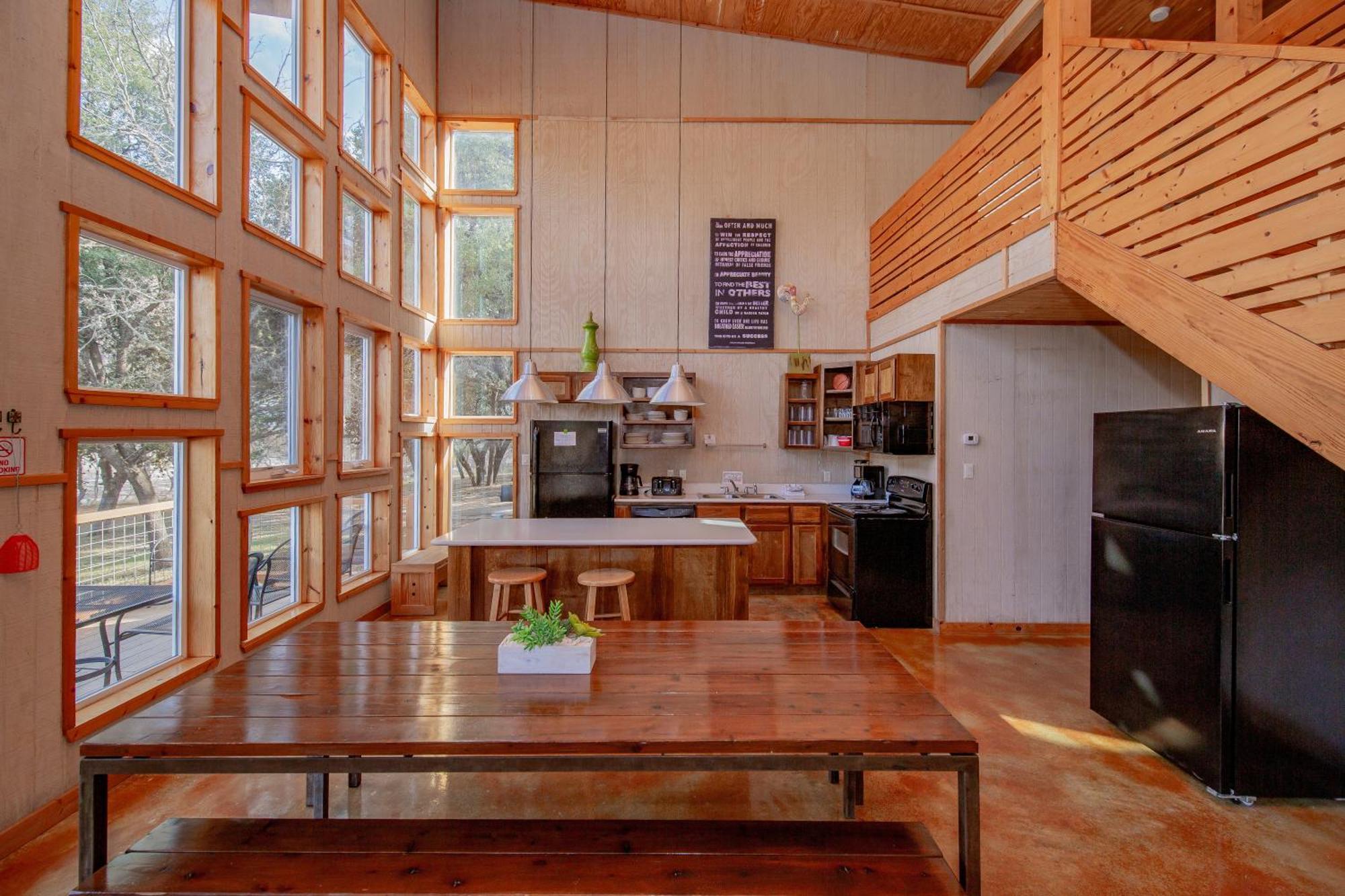 Seven Bluff Cabins Concan Extérieur photo